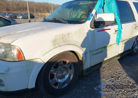 2006 Lincoln Navigator Luxury/Ultimate z USA, uszkodzony, nr VIN 5LMFU27536LJ05076